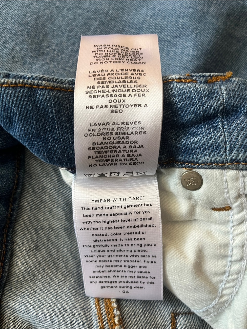 Good American Light Blue Cropped High-Rise Jeans with Frayed Hem - Picture 4 of 8